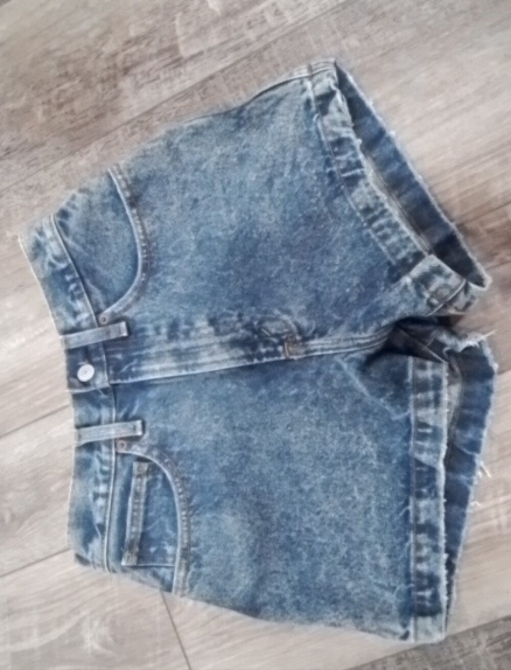 Good Condition Natural Rise Jean Shorts Size 26/2